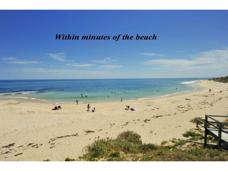 15 Portmarnock Circle, Halls Head WA 6210