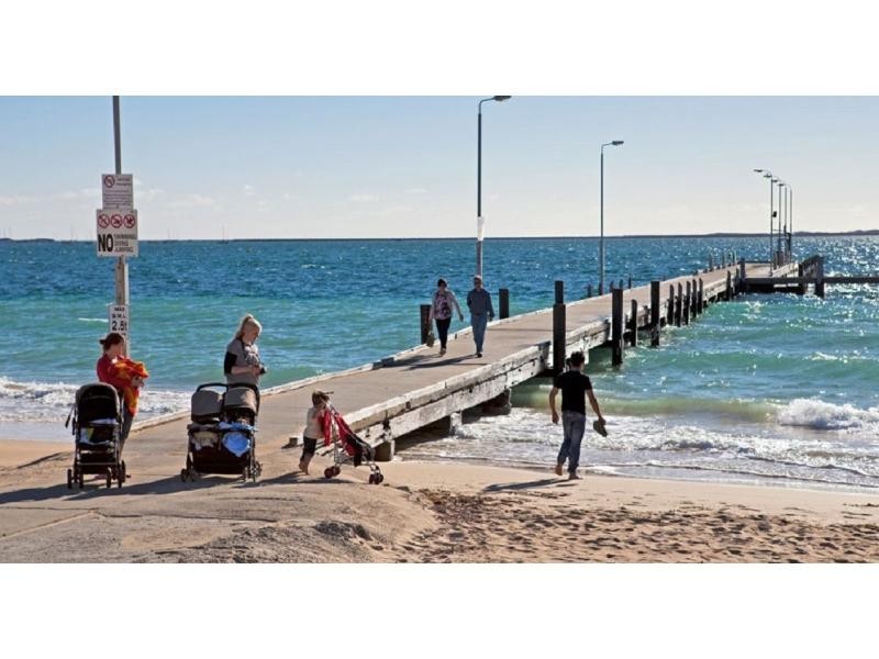 121 Parkin Street, Rockingham WA 6168