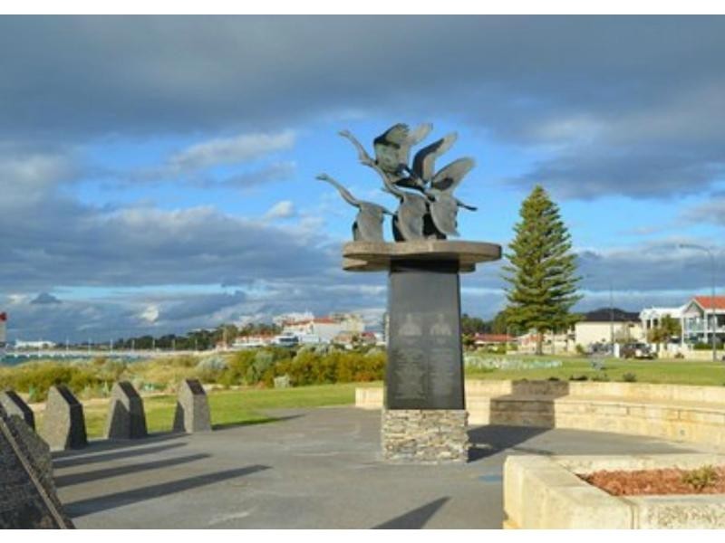 121 Parkin Street, Rockingham WA 6168