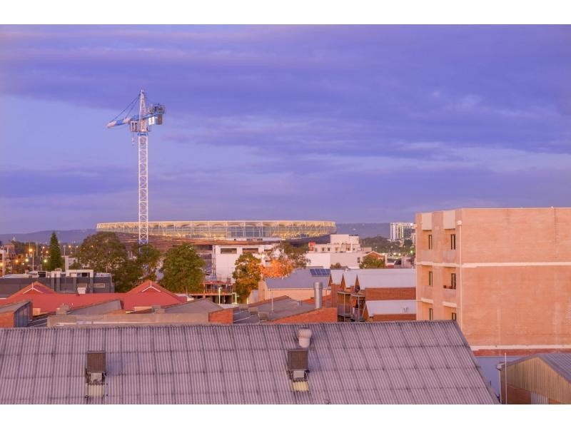 16/153 Kensington Street, East Perth WA 6004