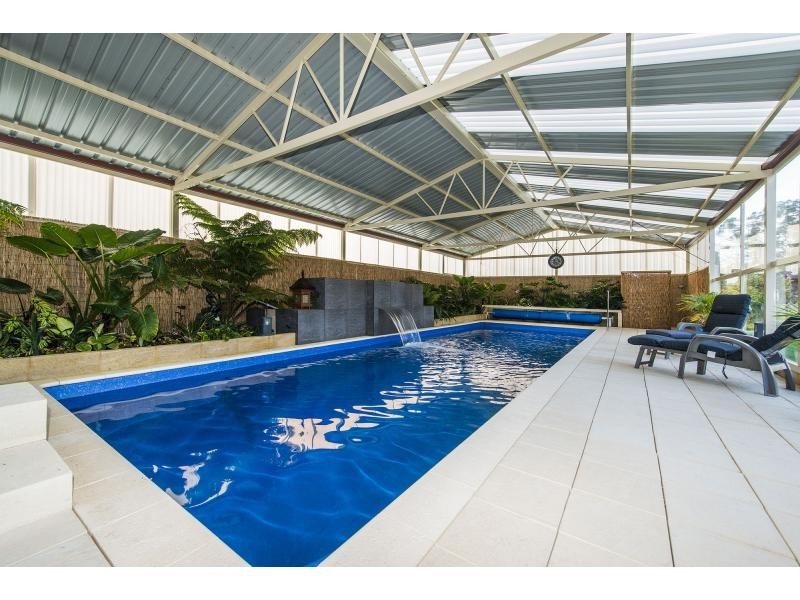 15 Rails Crescent, Wungong WA 6112