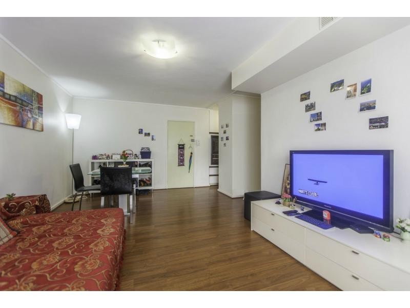 30/132 Mounts Bay Road, Perth WA 6000
