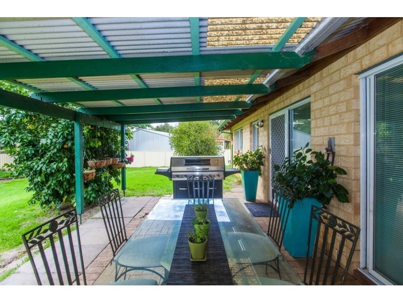 41 Deanhead Street, Bullsbrook WA 6084