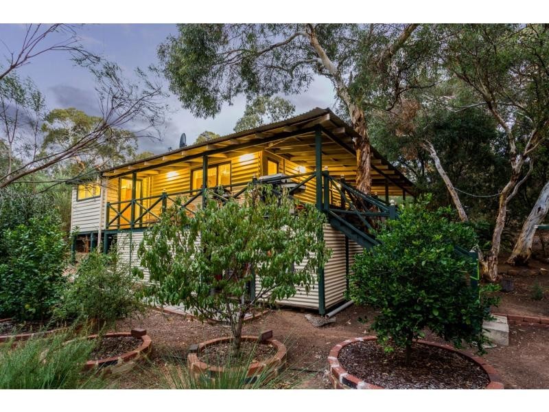 135 Wandu Road, Swan View WA 6056