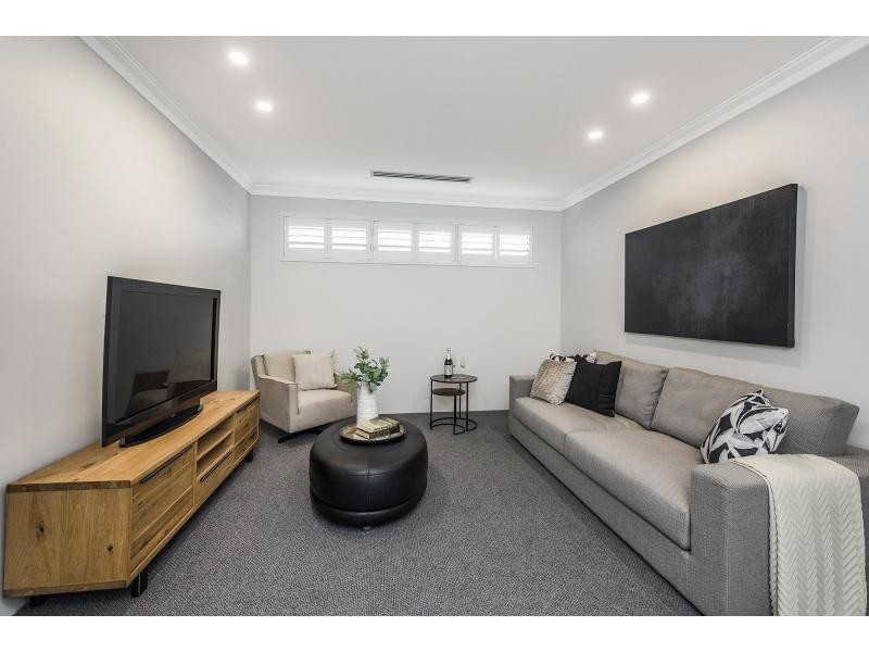 26A Henning Crescent, Manning WA 6152