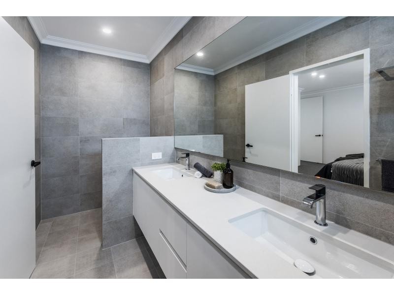26A Henning Crescent, Manning WA 6152