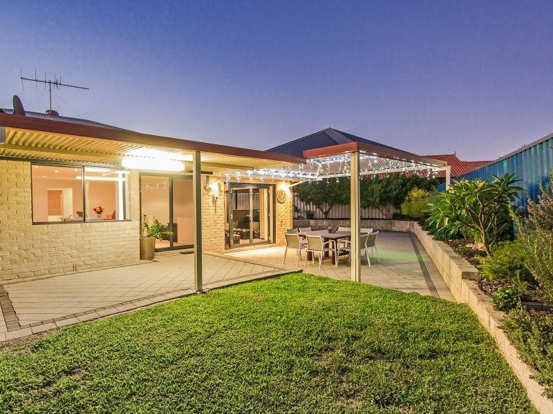 30 Teraglin Street, Warnbro WA 6169