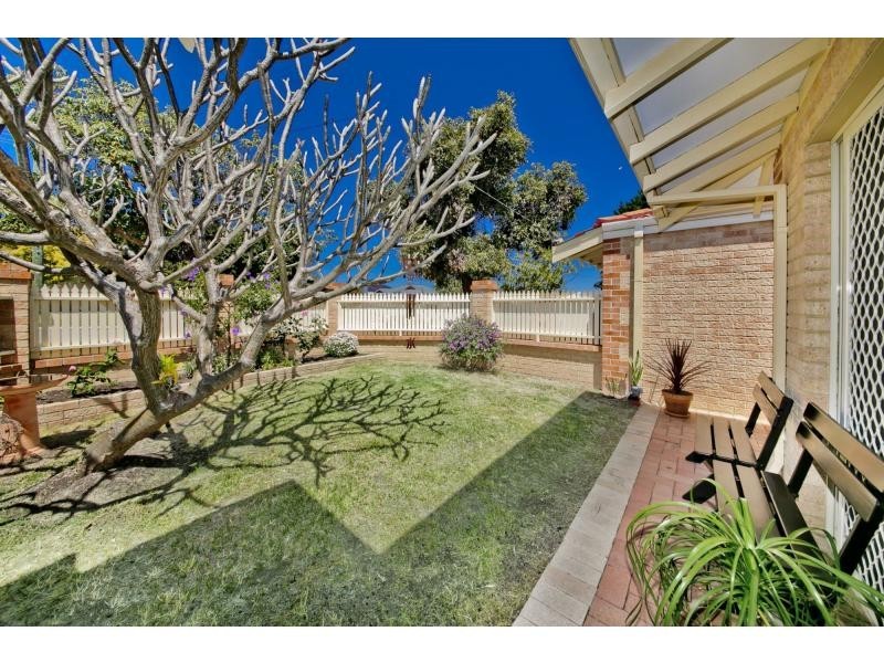 Villa 2/11 Bradley Street, Yokine WA 6060