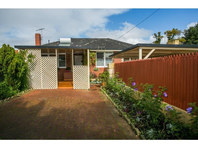 22 Apara Way, Nollamara WA 6061