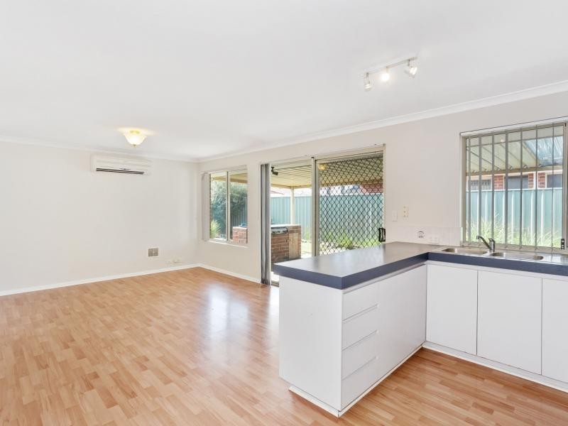 16 Dunnage Court, Atwell WA 6164