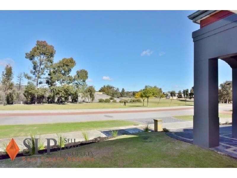 12 Moulton Trail, Ellenbrook WA 6069