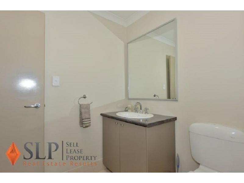 12 Moulton Trail, Ellenbrook WA 6069