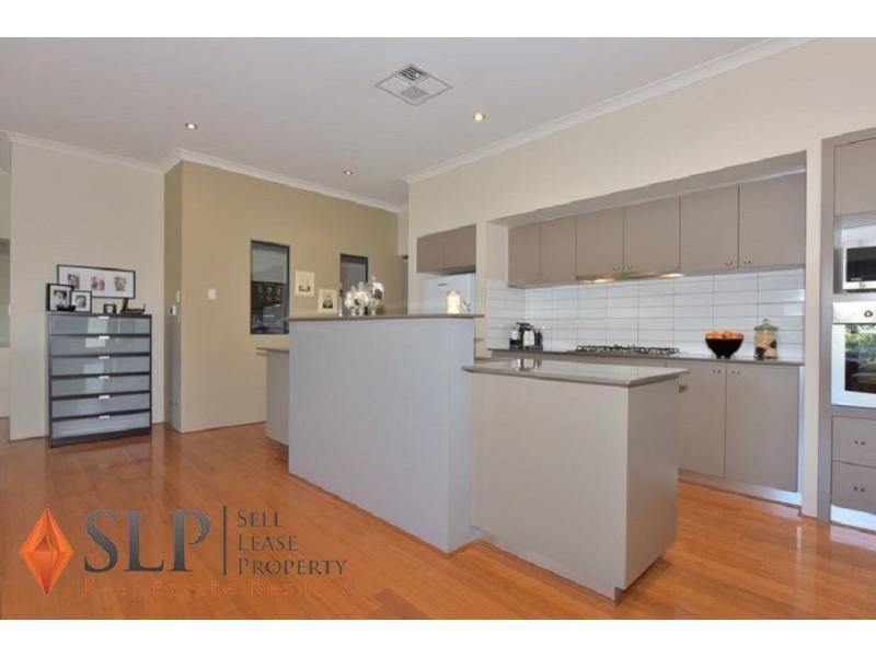 12 Moulton Trail, Ellenbrook WA 6069