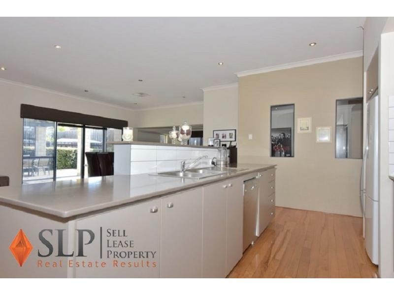 12 Moulton Trail, Ellenbrook WA 6069