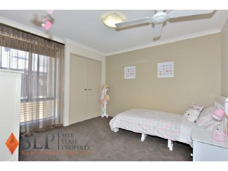 12 Moulton Trail, Ellenbrook WA 6069