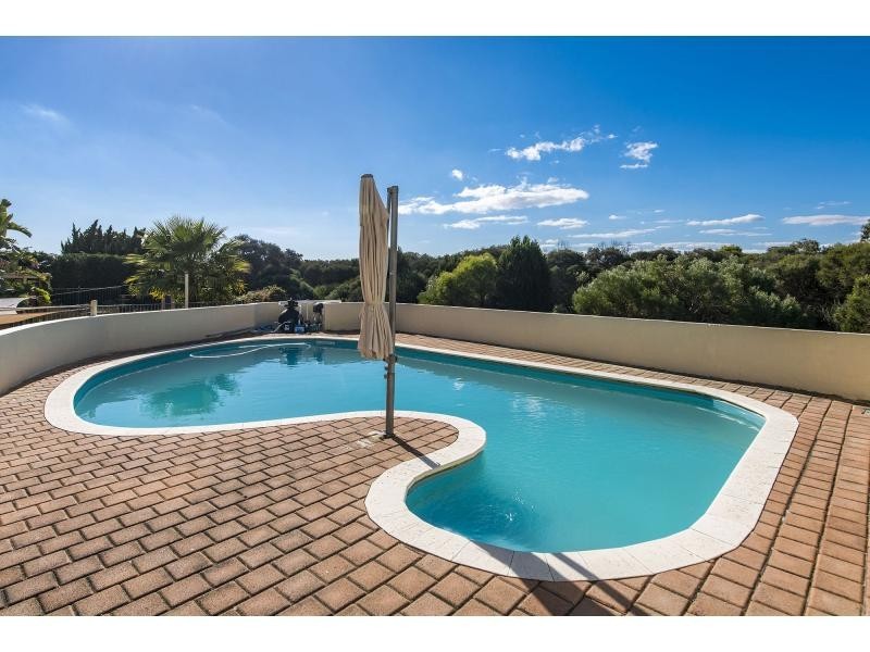 52 Burke Drive, Attadale WA 6156