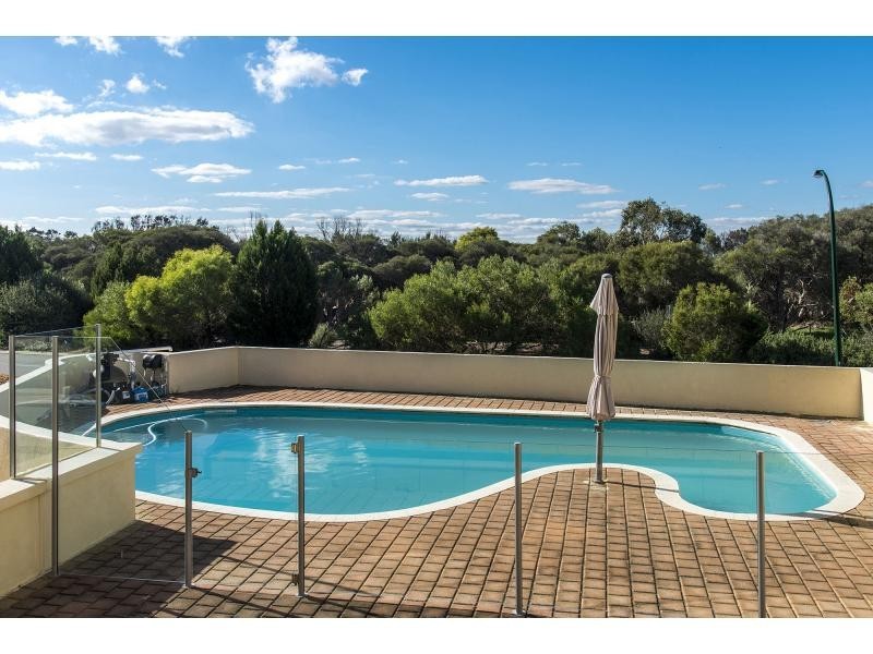 52 Burke Drive, Attadale WA 6156