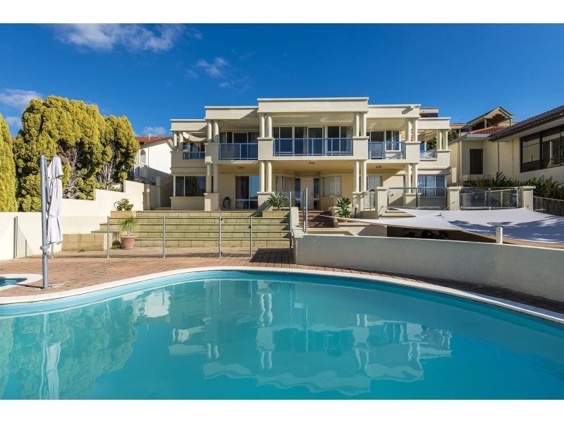 52 Burke Drive, Attadale WA 6156