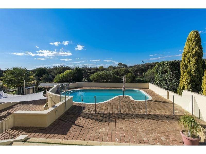 52 Burke Drive, Attadale WA 6156