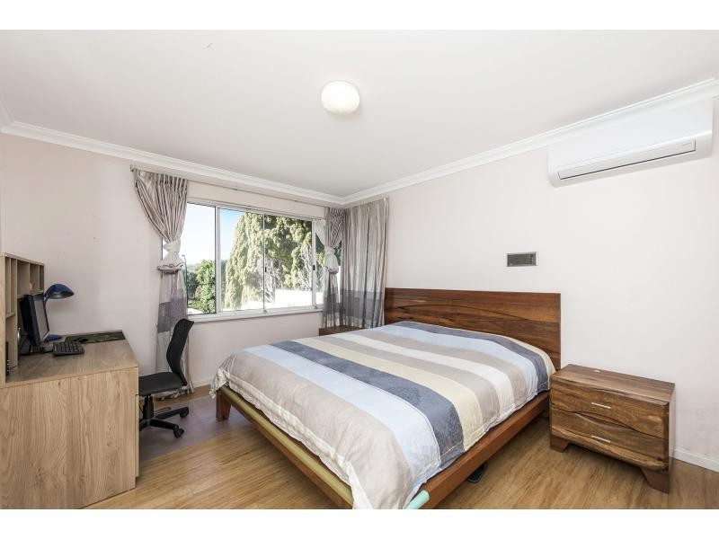 52 Burke Drive, Attadale WA 6156