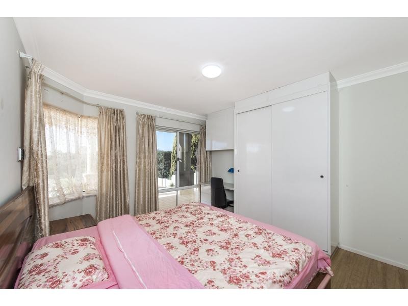 52 Burke Drive, Attadale WA 6156