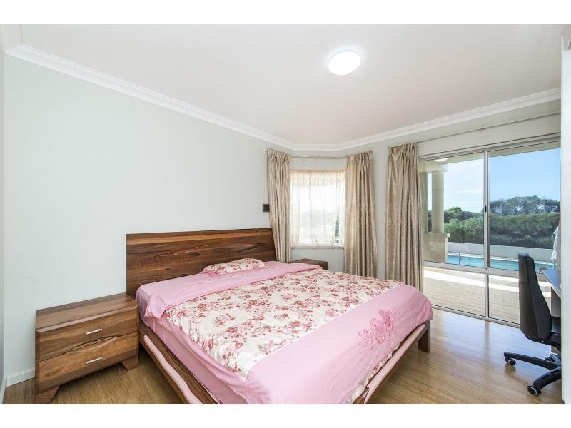 52 Burke Drive, Attadale WA 6156