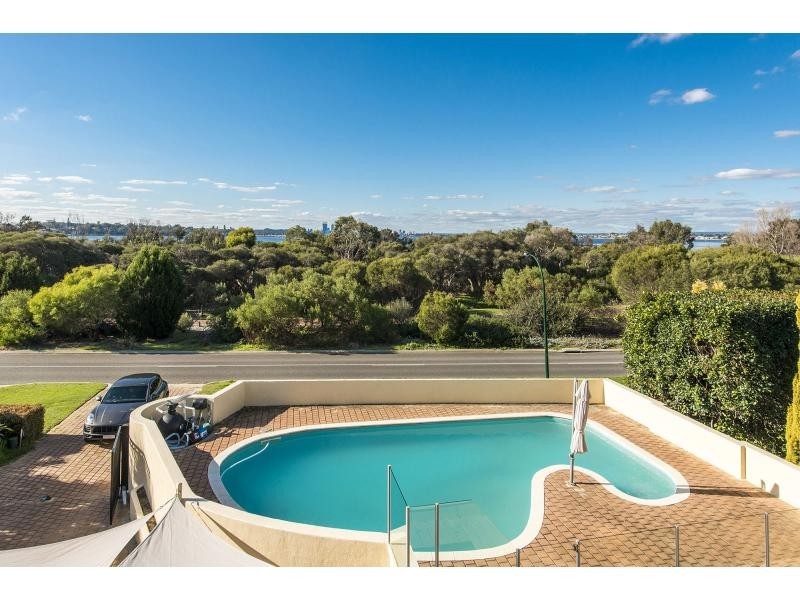 52 Burke Drive, Attadale WA 6156