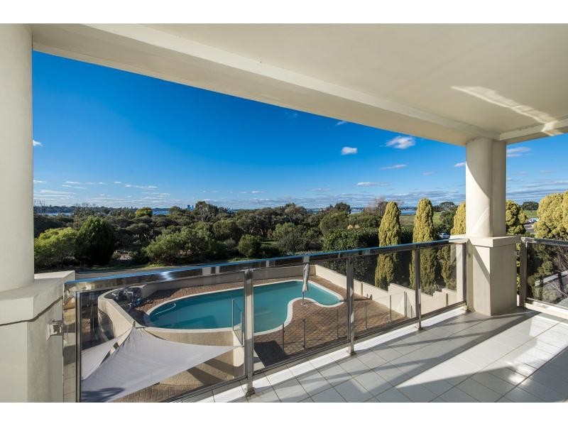 52 Burke Drive, Attadale WA 6156