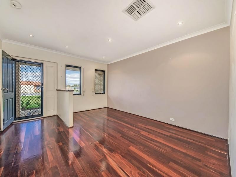 56 Briggs Street, South Lake WA 6164