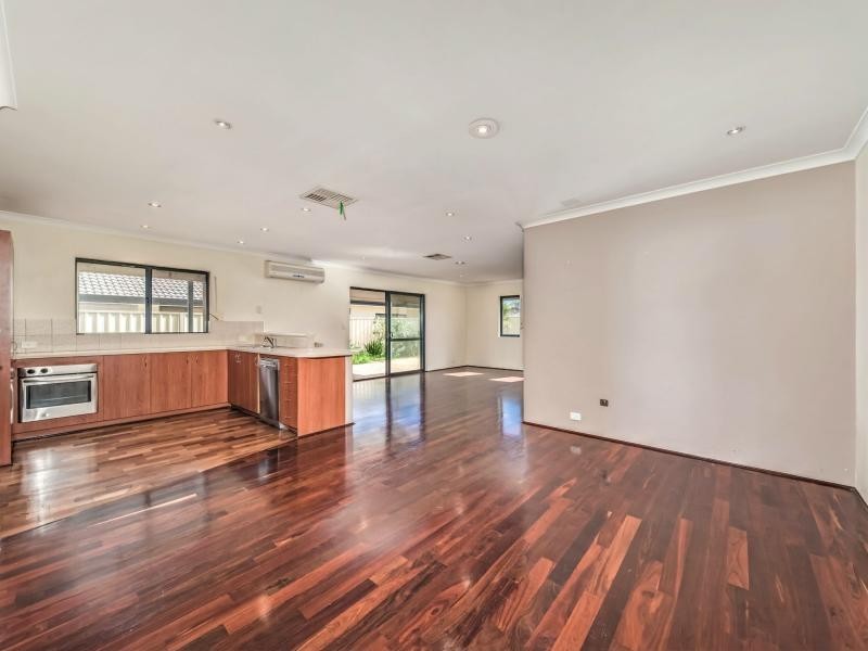 56 Briggs Street, South Lake WA 6164