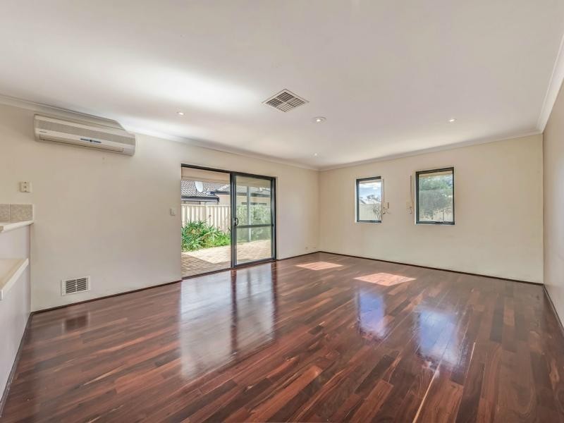 56 Briggs Street, South Lake WA 6164