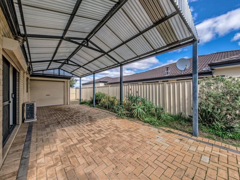 56 Briggs Street, South Lake WA 6164