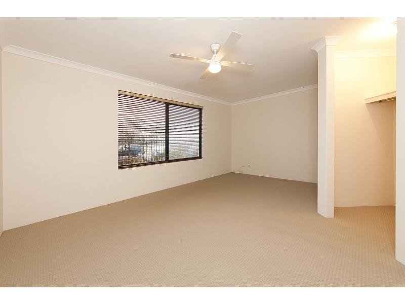 33 Itchen Loop, Butler WA 6036