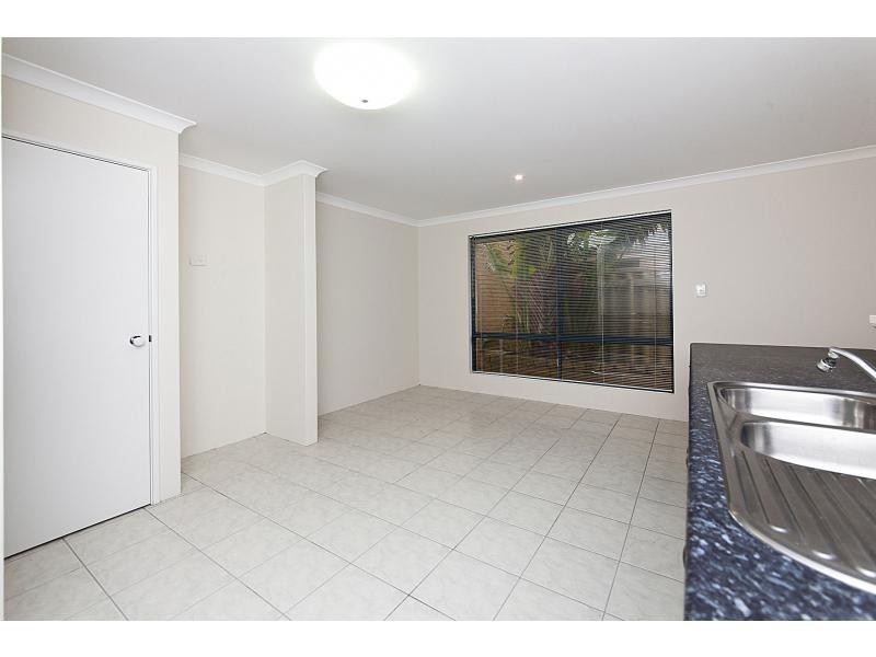 33 Itchen Loop, Butler WA 6036