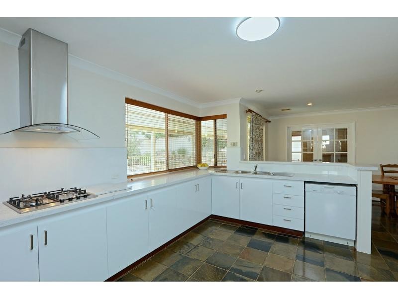 3 Coglan Close, Murdoch WA 6150