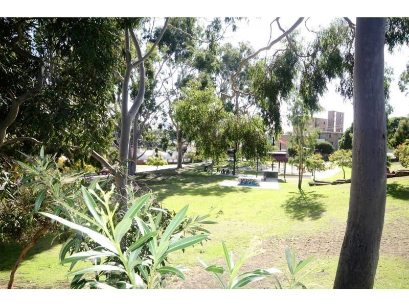 9/69 KIng George Street, Victoria Park WA 6100