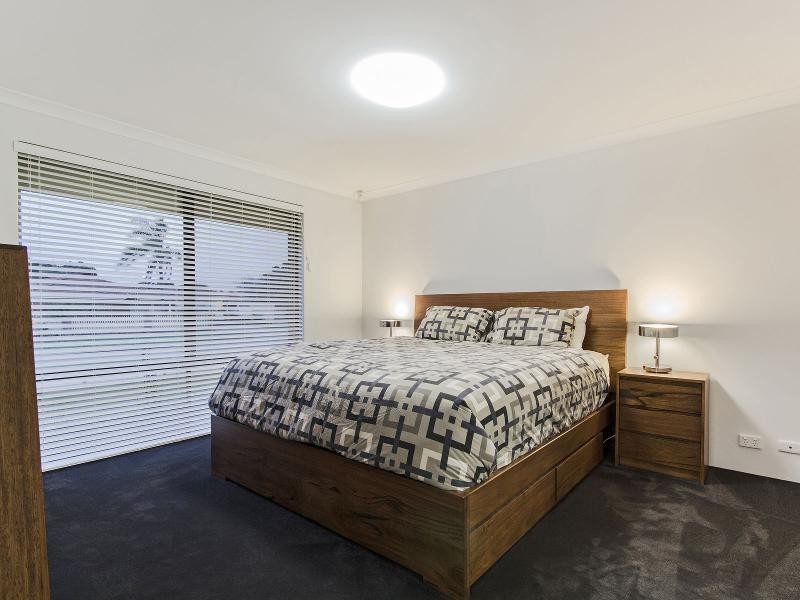 67 Cuthbertson Drive, Cooloongup WA 6168