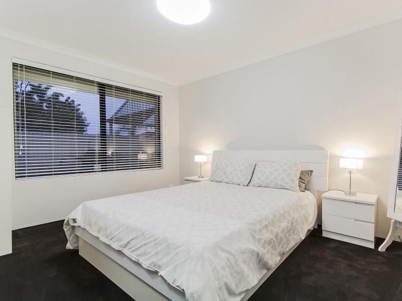 67 Cuthbertson Drive, Cooloongup WA 6168