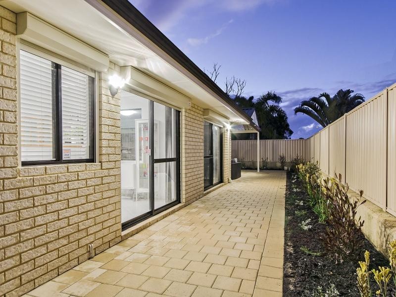 67 Cuthbertson Drive, Cooloongup WA 6168