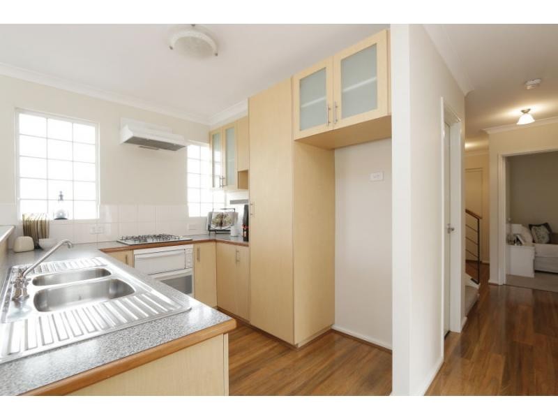 47a Beaconsfield Street, St James WA 6102
