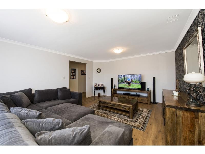 9 Cologne Gardens, Port Kennedy WA 6172