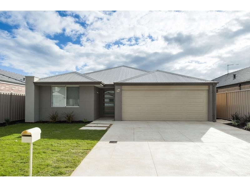 17 Fallow Street, Karnup WA 6176