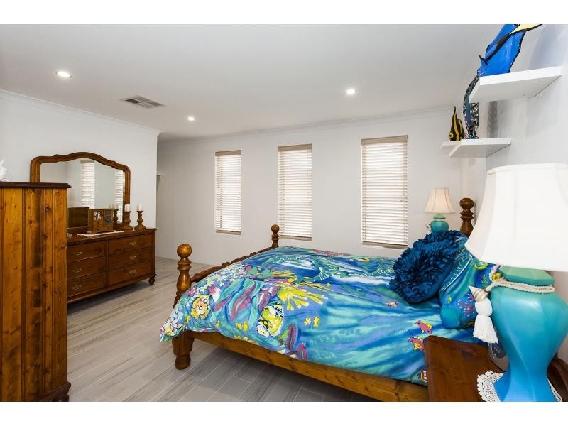 17 Fallow Street, Karnup WA 6176