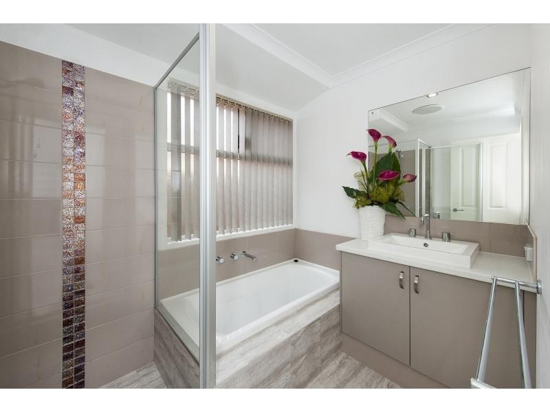17 Fallow Street, Karnup WA 6176