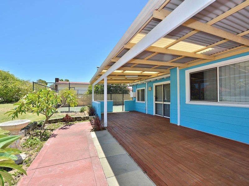 22 First Avenue, Shoalwater WA 6169