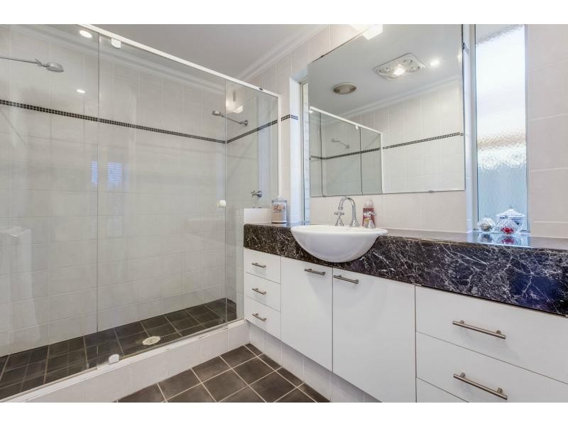 8 Emden Link, Port Kennedy WA 6172