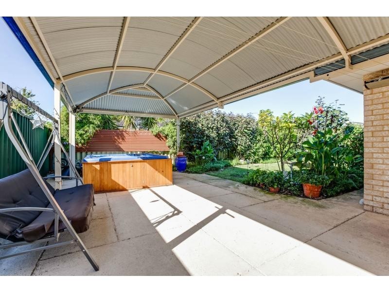 8 Emden Link, Port Kennedy WA 6172