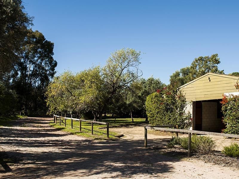 256 Haddrill Road, Baskerville WA 6056