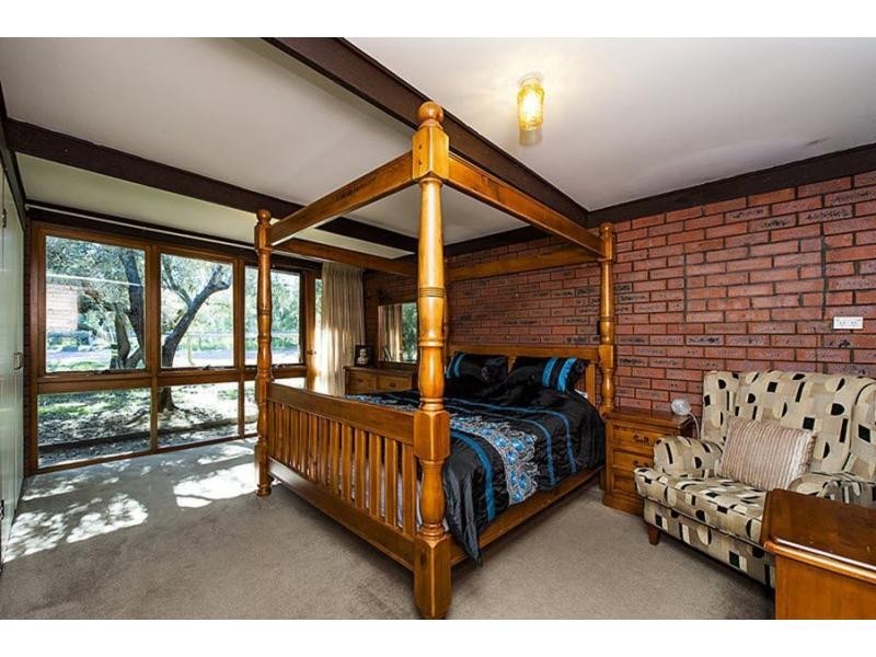 256 Haddrill Road, Baskerville WA 6056