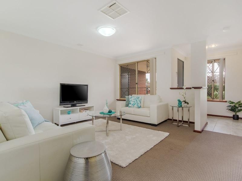 21 Masthead Street, Waikiki WA 6169